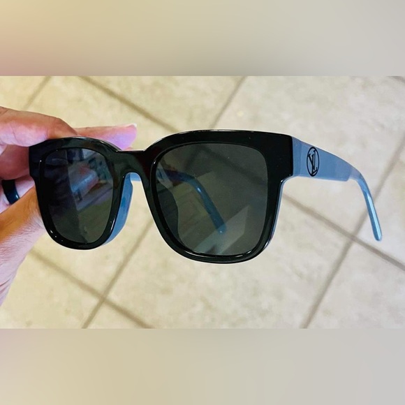 Louis Vuitton Men’s Sun Glasses